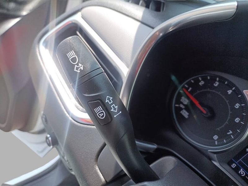 Chevrolet Equinox FWD 4dr LT w/2FL 2021