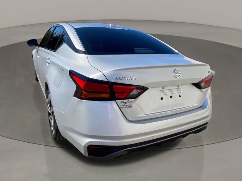 Nissan Altima 2.5 SR Sedan 2021