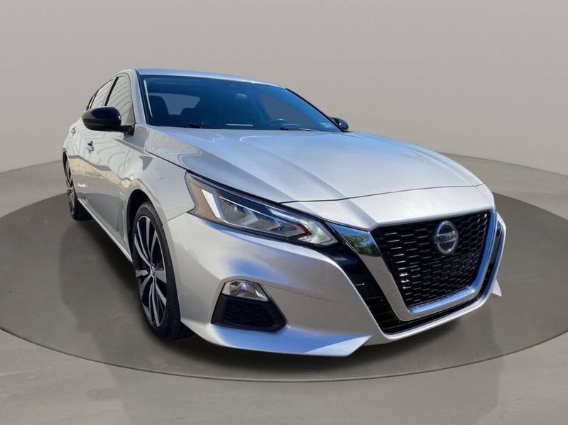 Nissan Altima 2.5 SR Sedan 2021