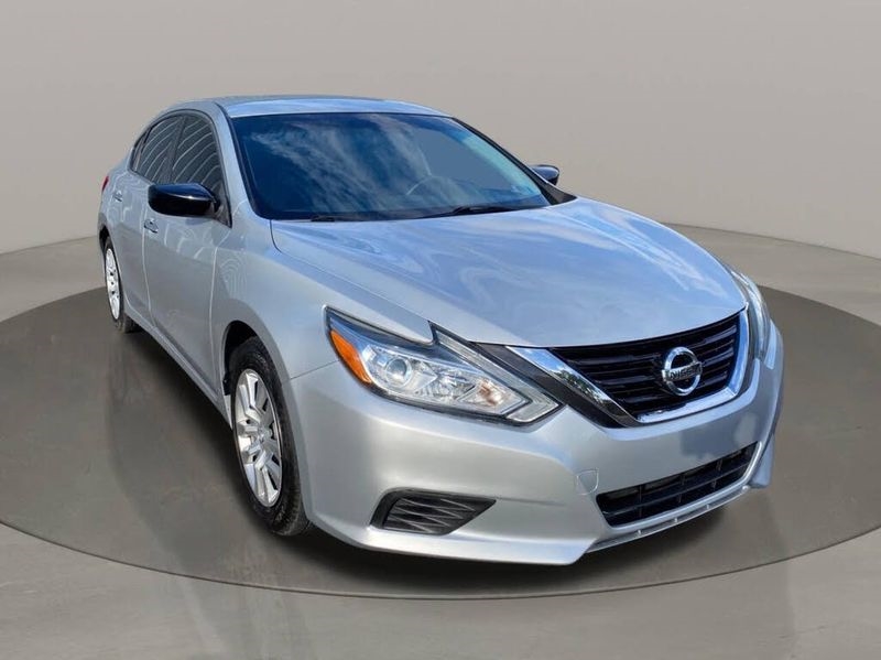 Nissan Altima 2.5 S Sedan 2017