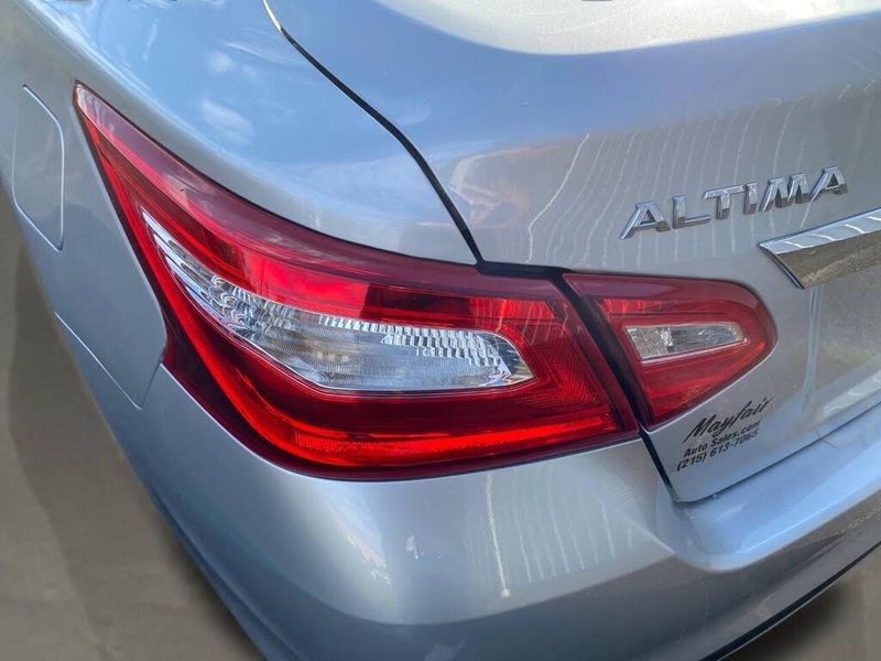 Nissan Altima 2.5 S Sedan 2017