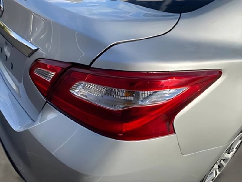 Nissan Altima 2.5 S Sedan 2017