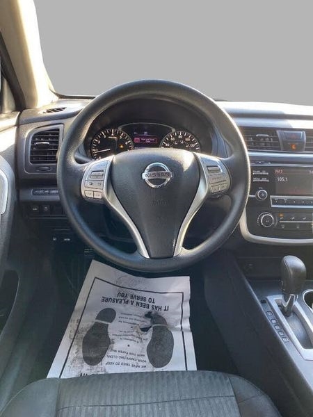 Nissan Altima 2.5 S Sedan 2017