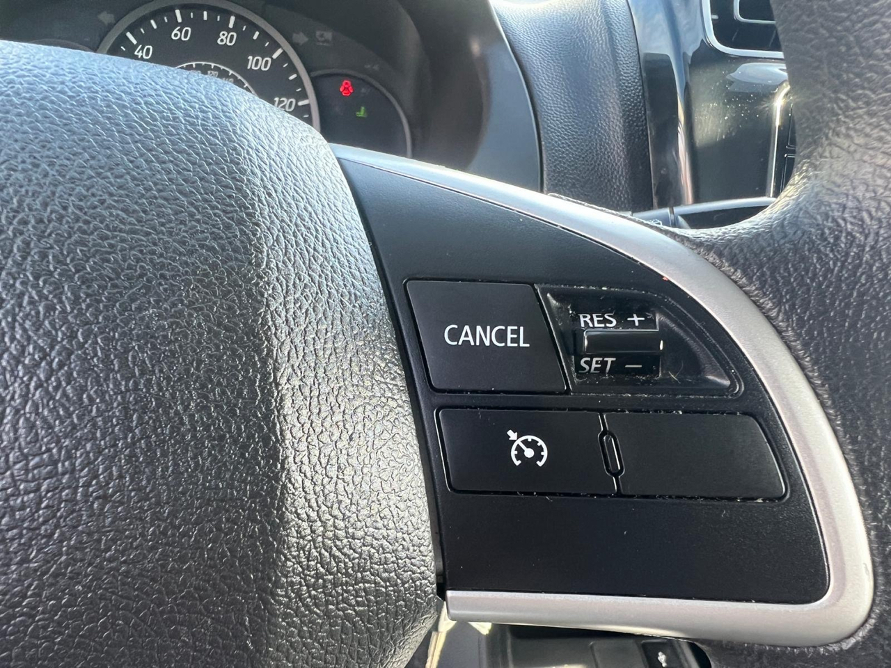 Mitsubishi Mirage ES 4D Hatchback 5sp 2022