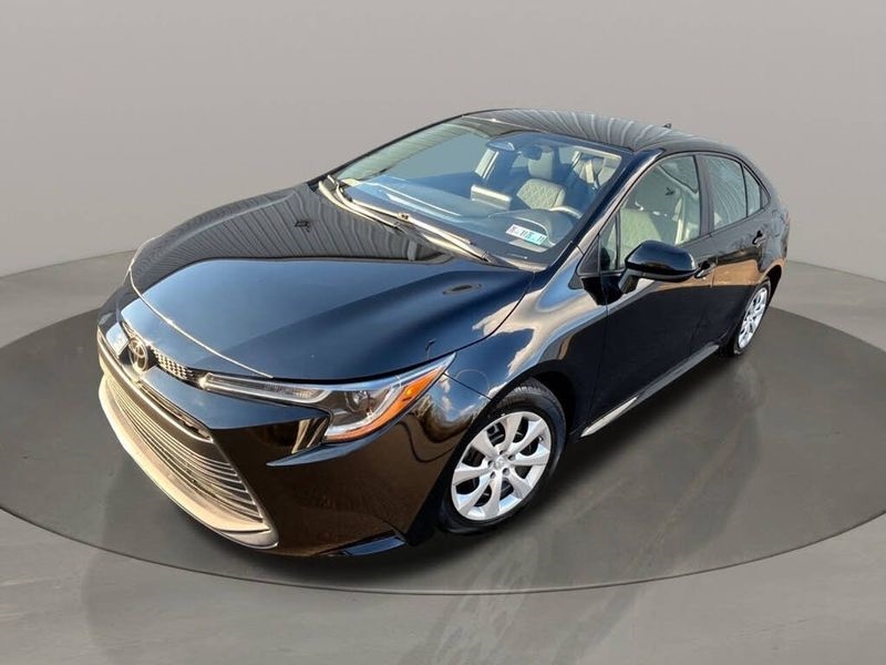 Toyota Corolla LE CVT (Natl) 2024