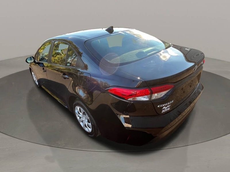 Toyota Corolla LE CVT (Natl) 2024