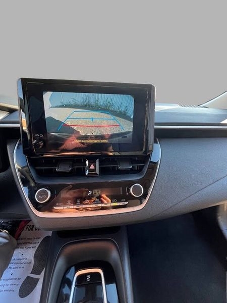 Toyota Corolla LE CVT (Natl) 2024