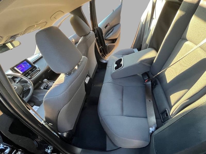 Toyota Corolla LE CVT (Natl) 2024