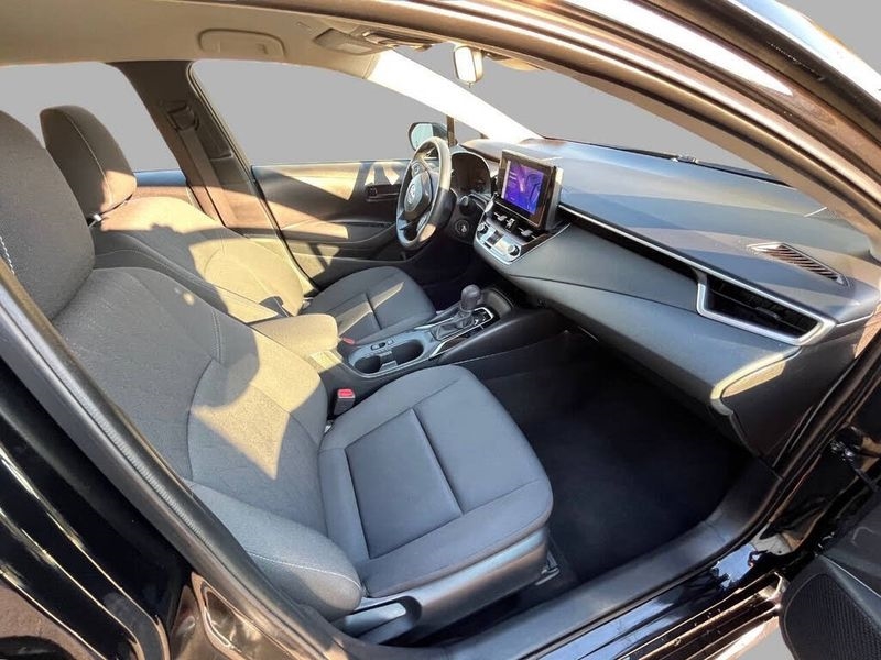 Toyota Corolla LE CVT (Natl) 2024