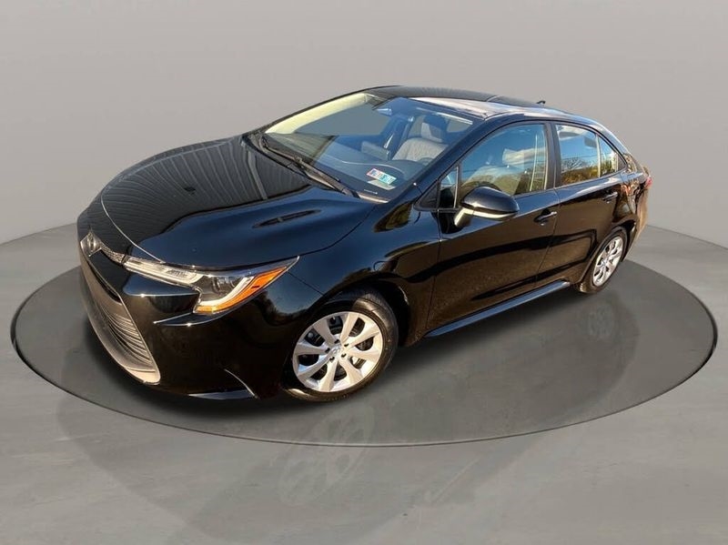 Toyota Corolla LE CVT (Natl) 2024