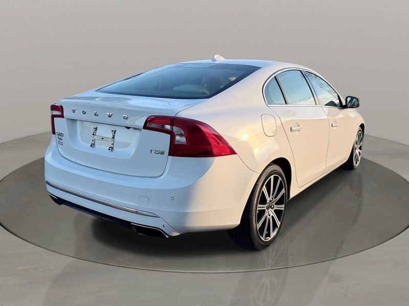 Volvo S60 T5 FWD Inscription 2017