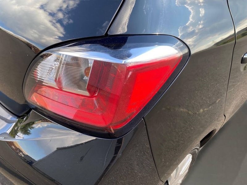 Mitsubishi Mirage Carbonite Edition CVT 2021