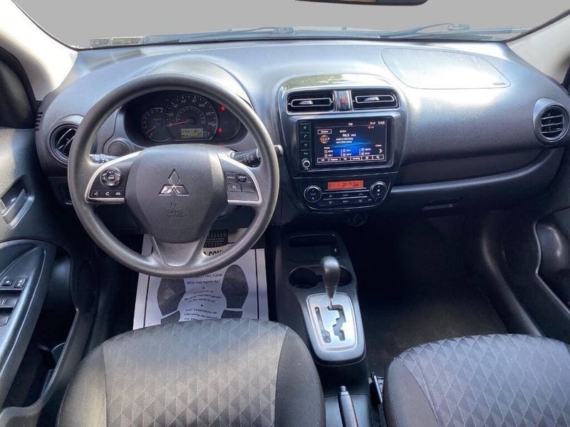 Mitsubishi Mirage Carbonite Edition CVT 2021