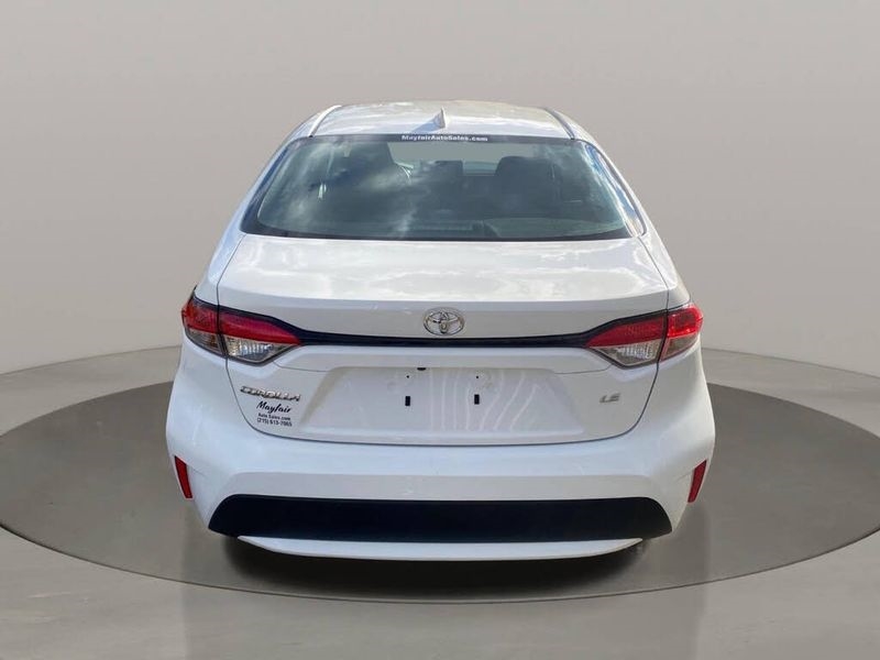 Toyota Corolla LE CVT (Natl) 2022