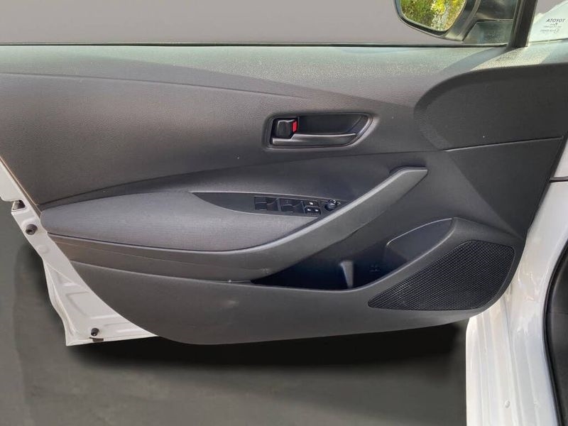 Toyota Corolla LE CVT (Natl) 2022