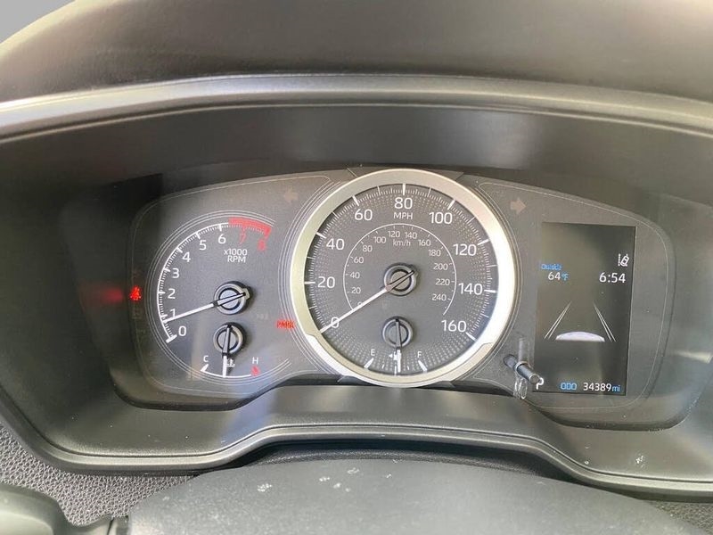 Toyota Corolla LE CVT (Natl) 2022