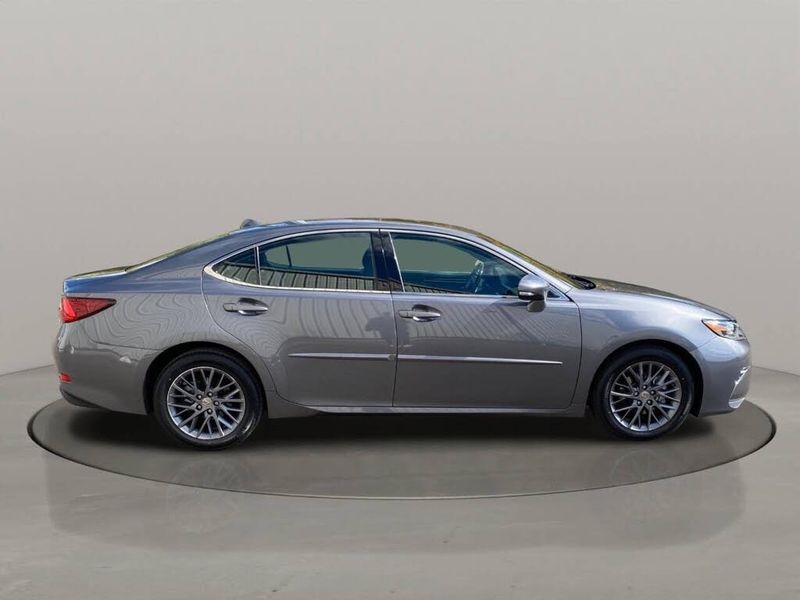 Lexus ES ES 350 FWD 2018