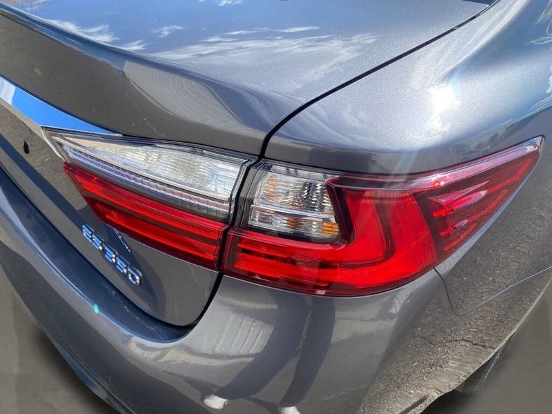 Lexus ES ES 350 FWD 2018