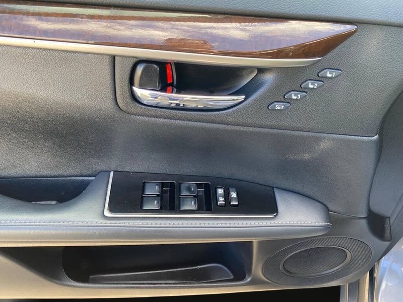 Lexus ES ES 350 FWD 2018