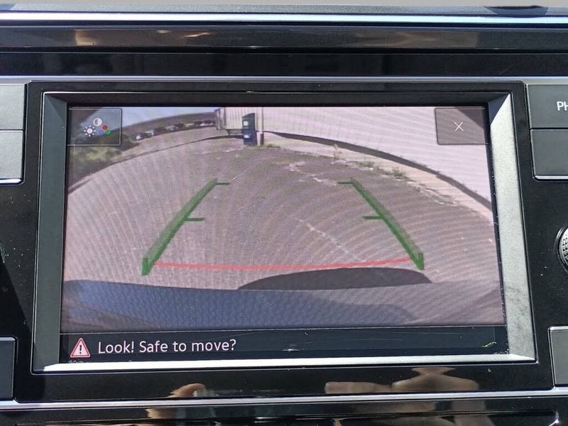 Volkswagen Tiguan 2.0T SE FWD 2021