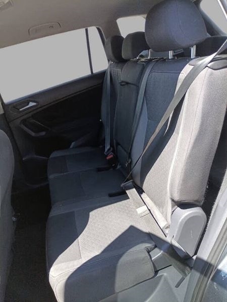 Volkswagen Tiguan 2.0T SE FWD 2021