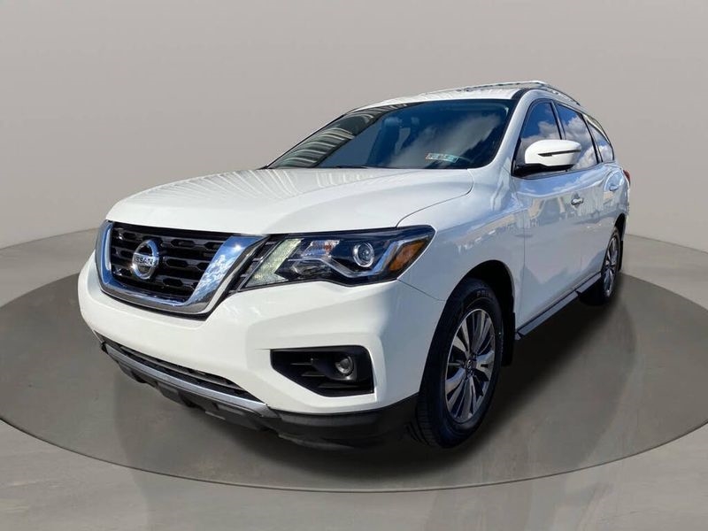 Nissan Pathfinder 4x4 S 2019