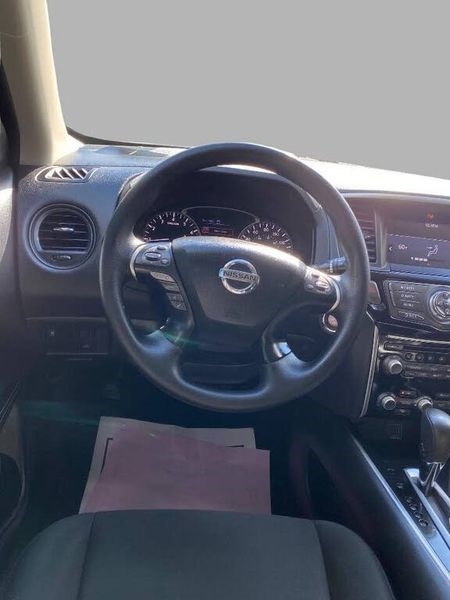 Nissan Pathfinder 4x4 S 2019