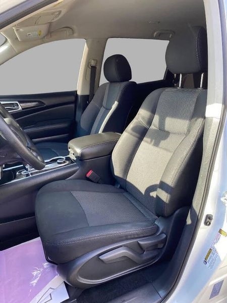 Nissan Pathfinder 4x4 S 2019