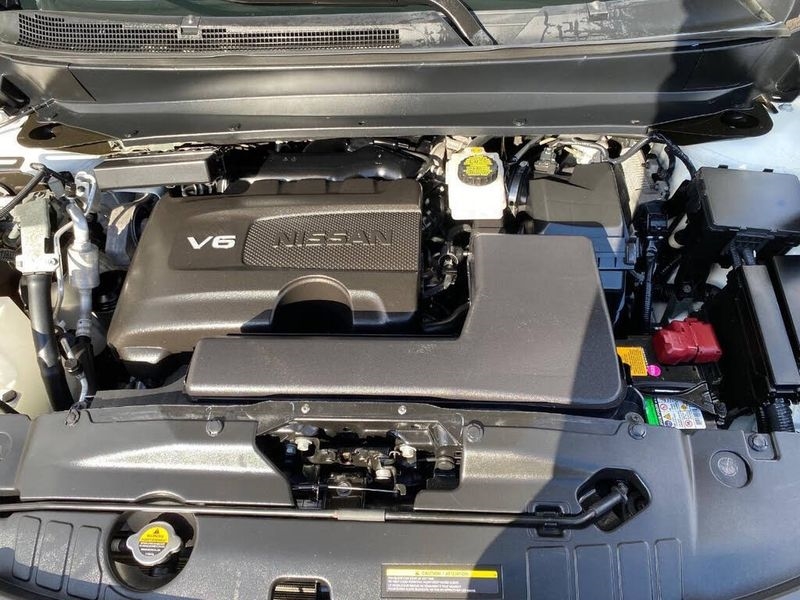 Nissan Pathfinder 4x4 S 2019