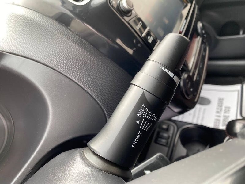 Mitsubishi Mirage G4 SE CVT 2020