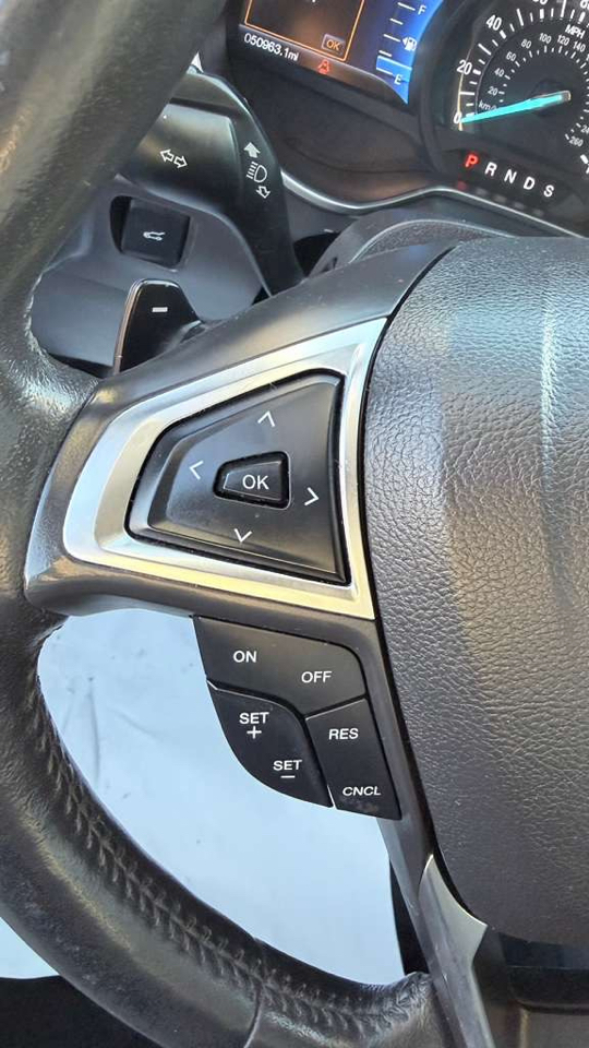 Ford Fusion 4dr Sdn SE AWD 2016