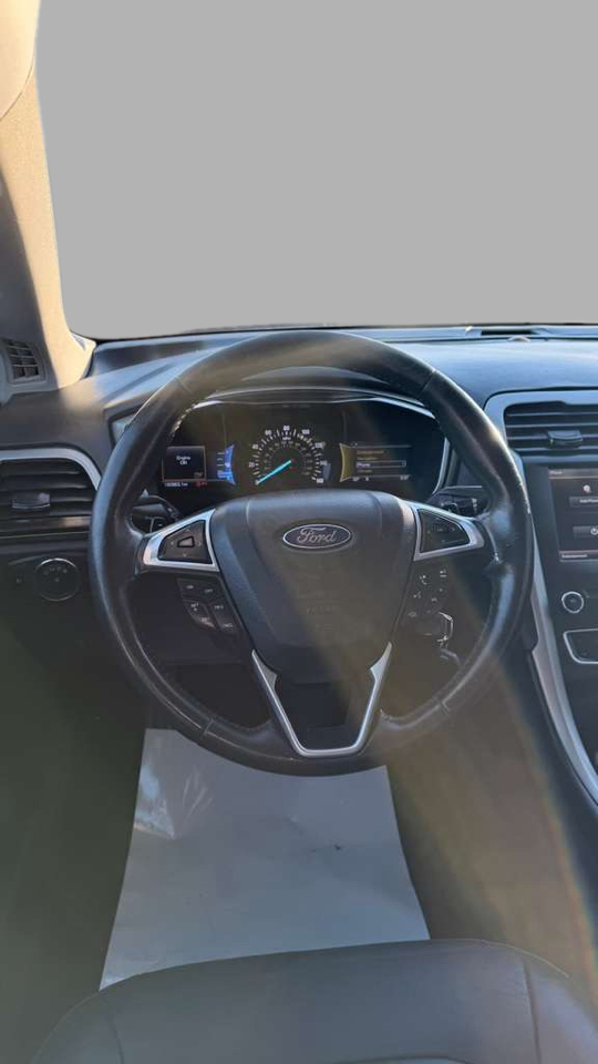 Ford Fusion 4dr Sdn SE AWD 2016