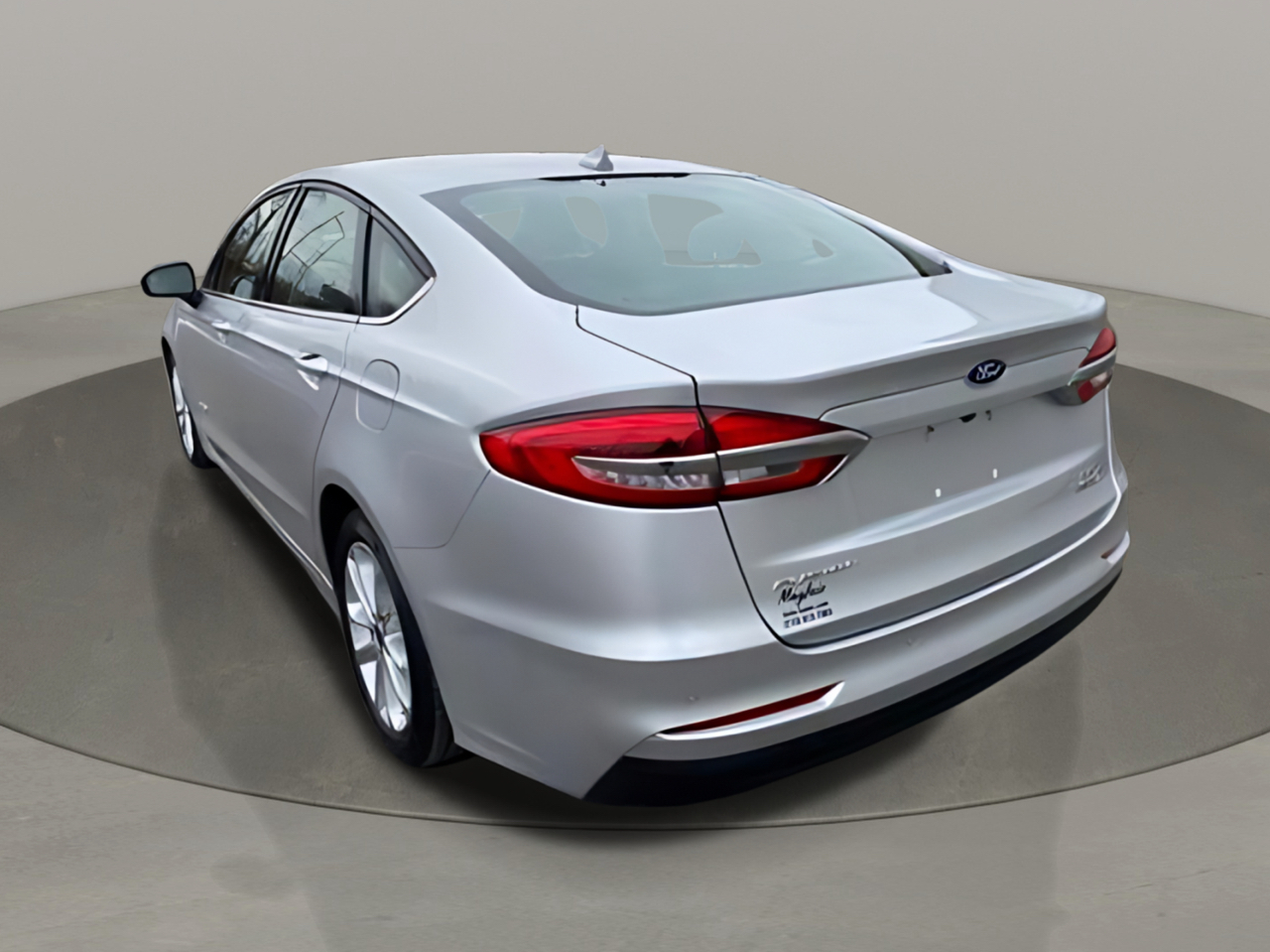 Ford Fusion Hybrid SE FWD 2019