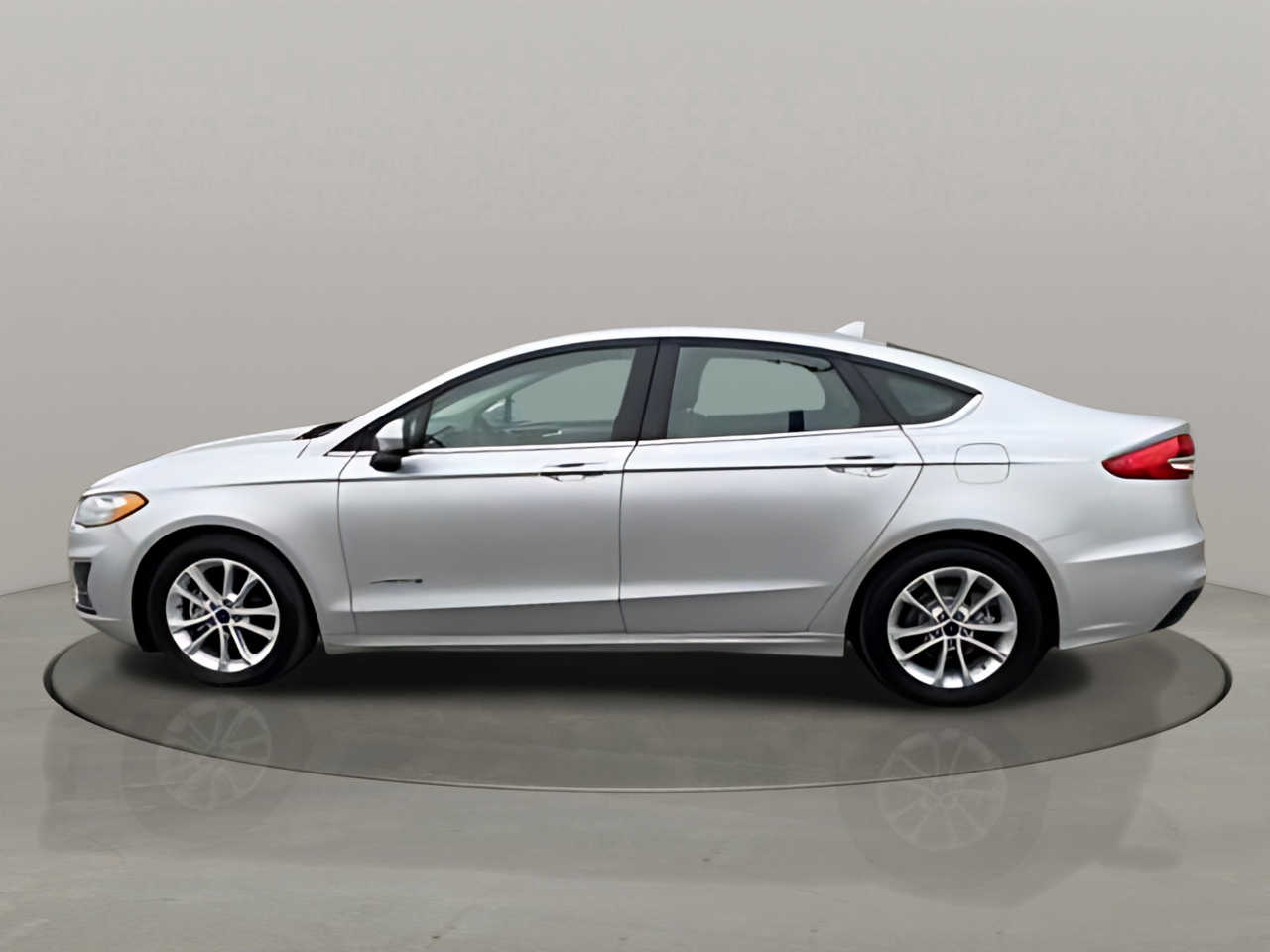 Ford Fusion Hybrid SE FWD 2019