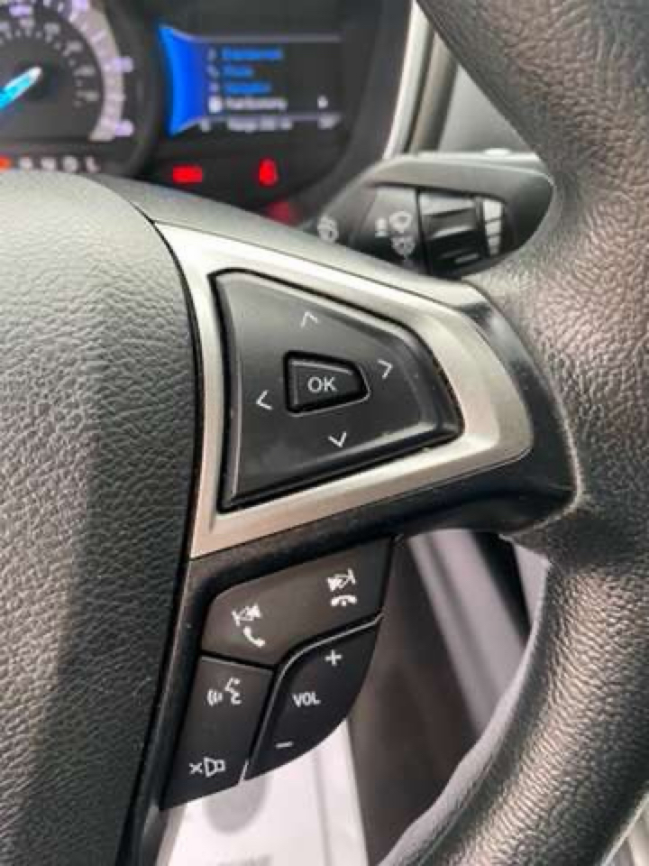 Ford Fusion Hybrid SE FWD 2019