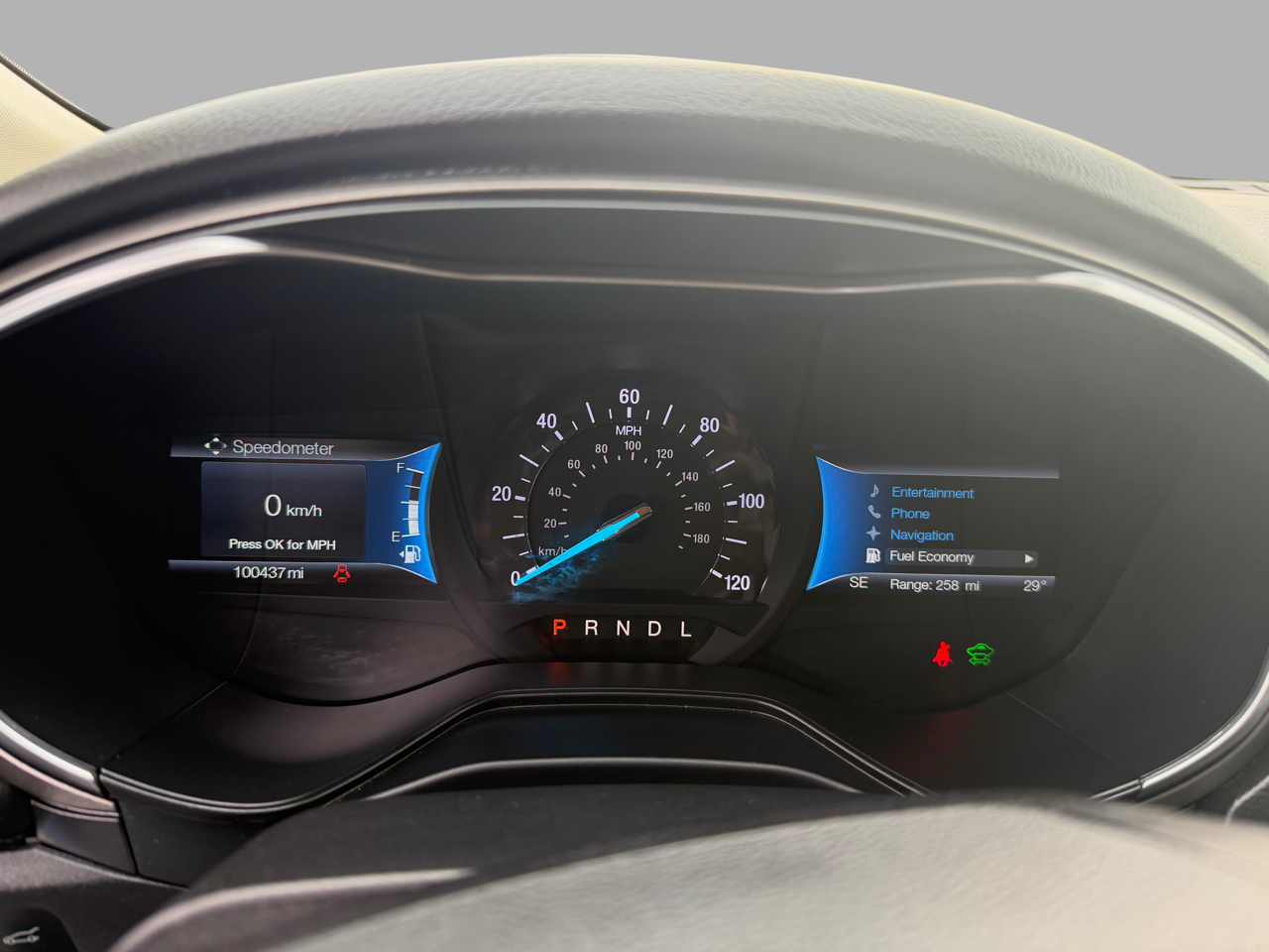 Ford Fusion Hybrid SE FWD 2019