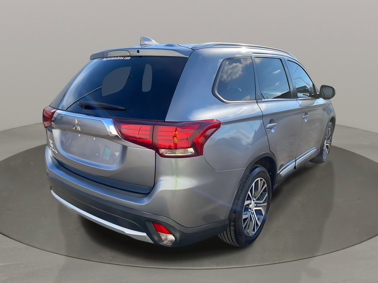 Mitsubishi Outlander SEL FWD 2018
