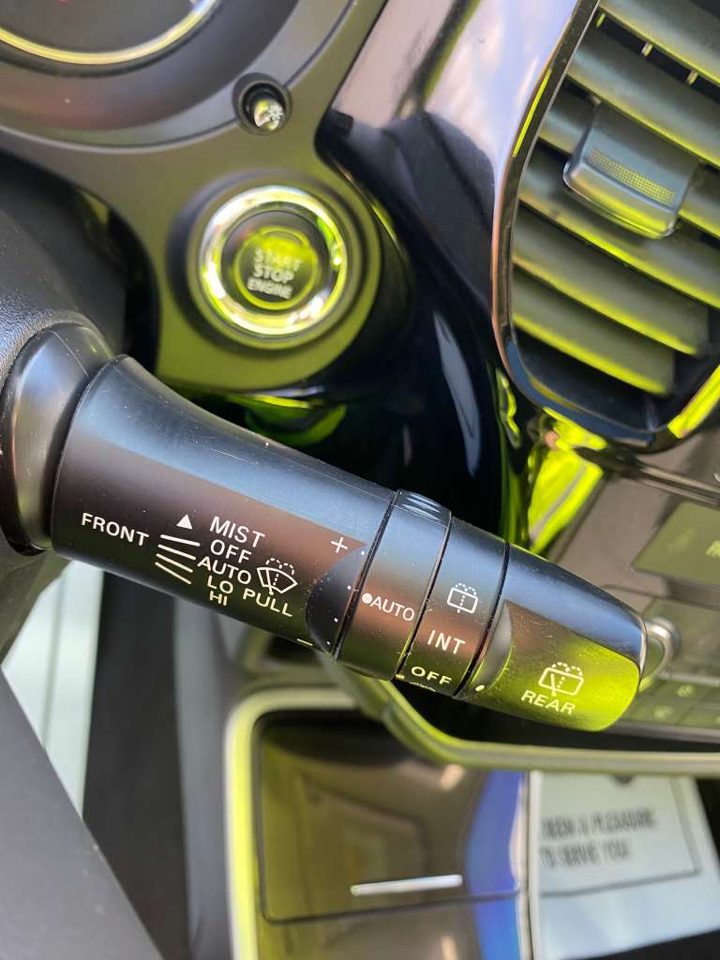 Mitsubishi Outlander SEL FWD 2018