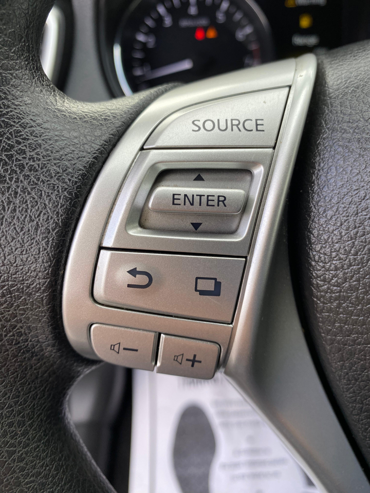 Nissan Rogue AWD 4dr SV 2016