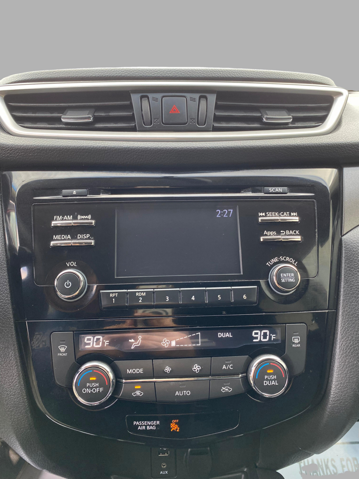 Nissan Rogue AWD 4dr SV 2016