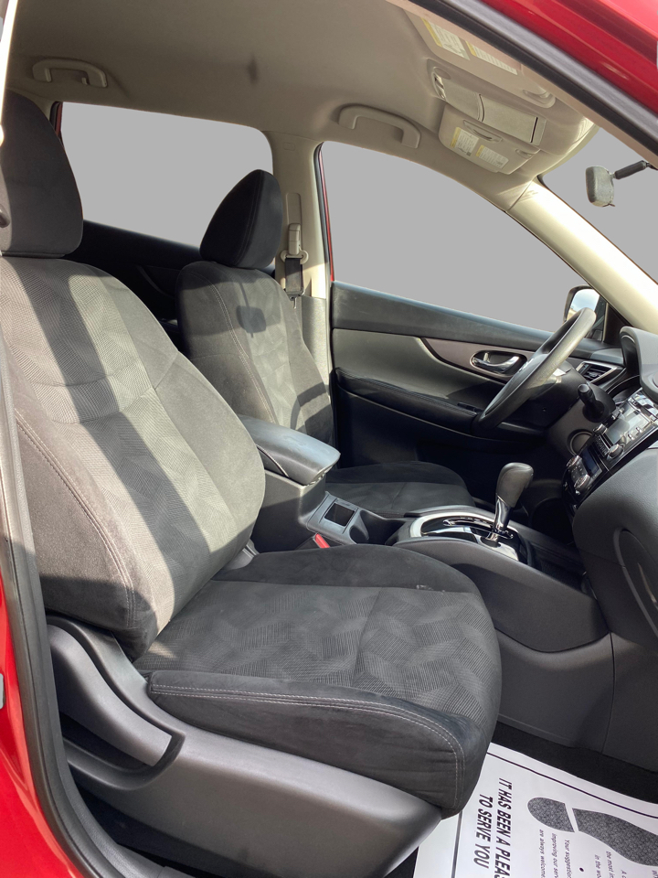 Nissan Rogue AWD 4dr SV 2016