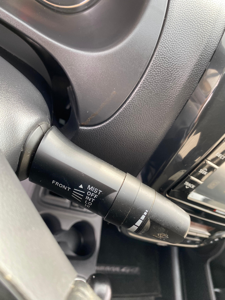 Mitsubishi Mirage G4 SE CVT 2020