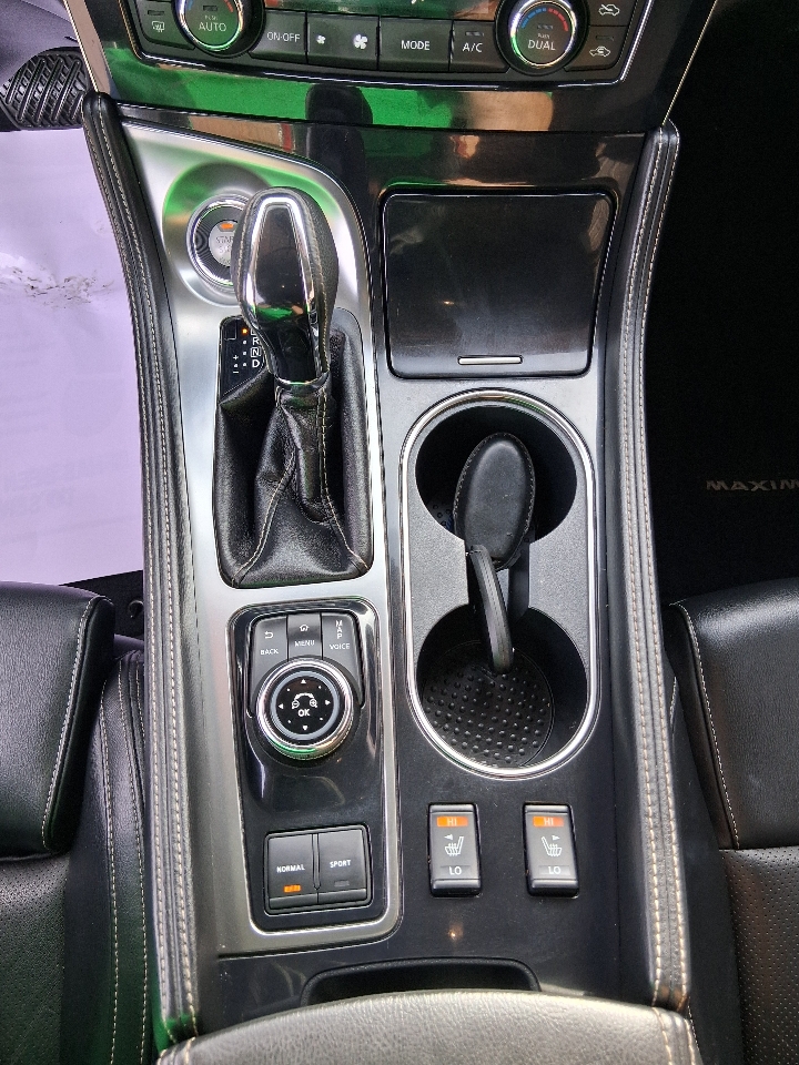 Nissan Maxima SV 3.5L 2018