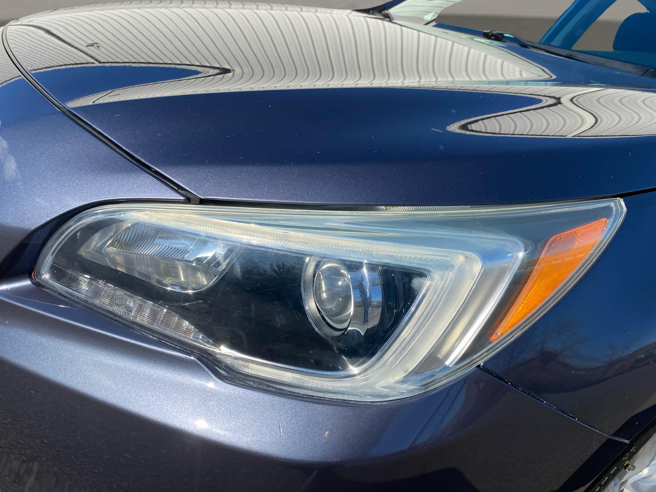 Subaru Legacy 4dr Sdn 2.5i Premium PZEV 2015