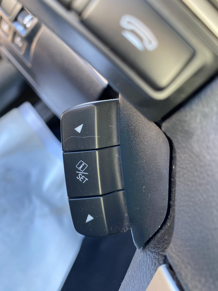 Subaru Legacy 4dr Sdn 2.5i Premium PZEV 2015