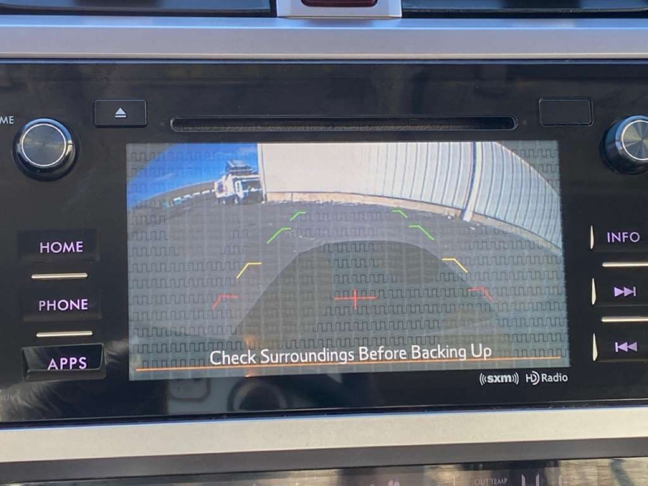 Subaru Legacy 4dr Sdn 2.5i Premium PZEV 2015