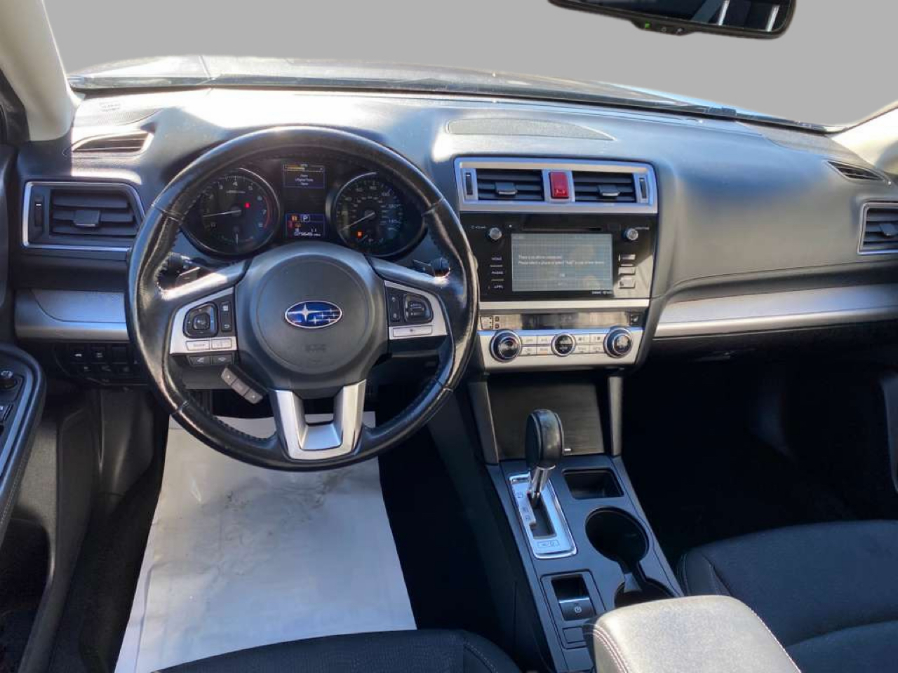 Subaru Legacy 4dr Sdn 2.5i Premium PZEV 2015