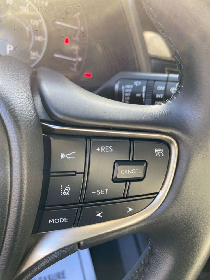 Lexus UX UX 250h FWD 2024