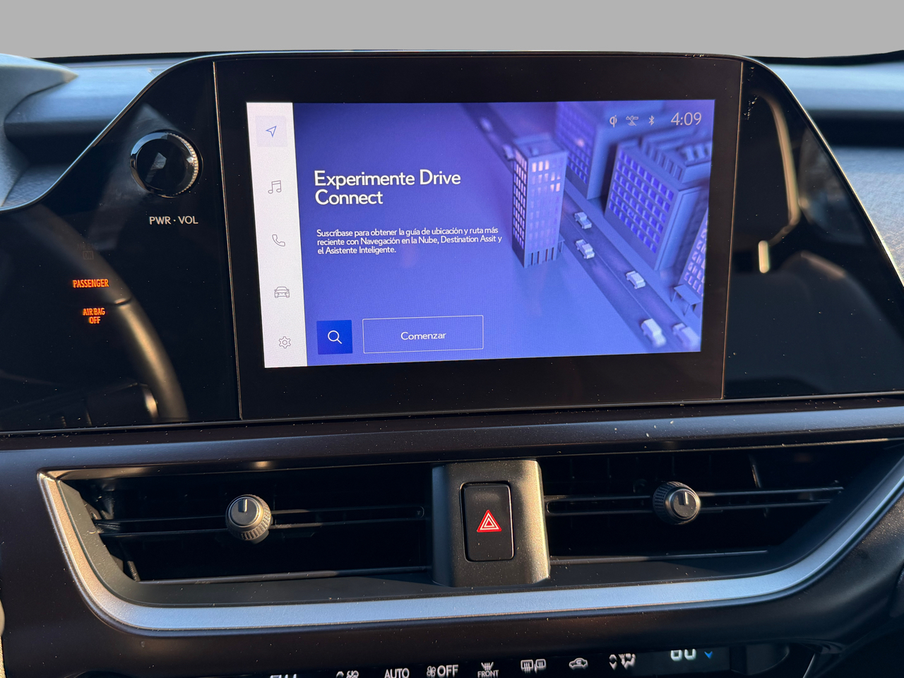 Lexus UX UX 250h FWD 2024