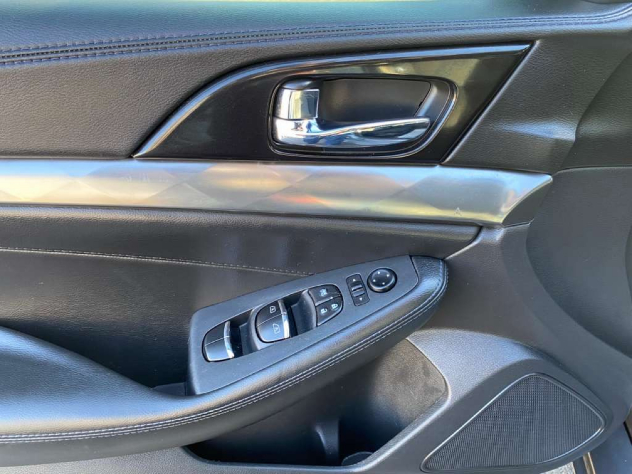 Nissan Maxima S 3.5L 2019